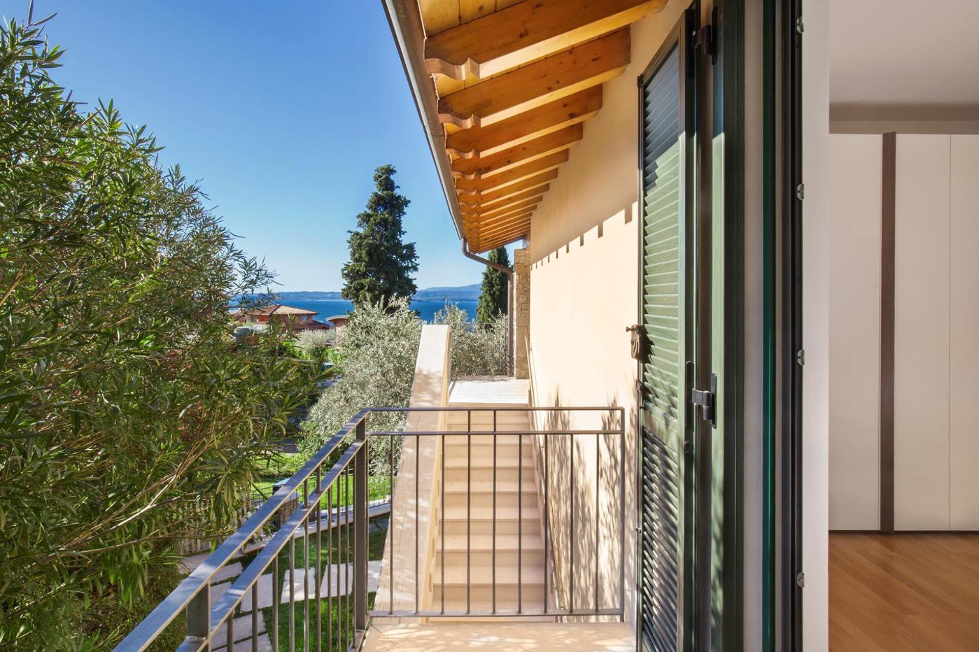 Villa Loncrino - Fine Living Torri Del Benaco Luaran gambar